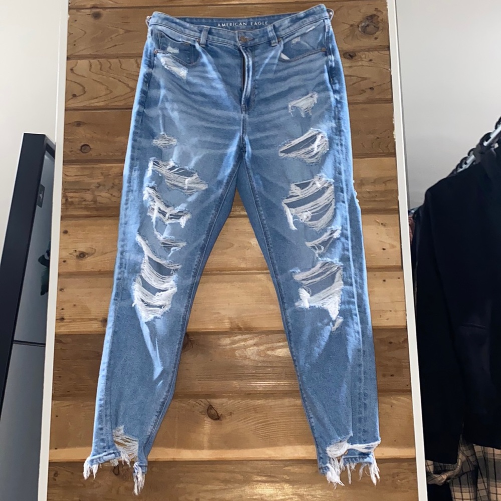 American Eagle Ripped Mom Jeans